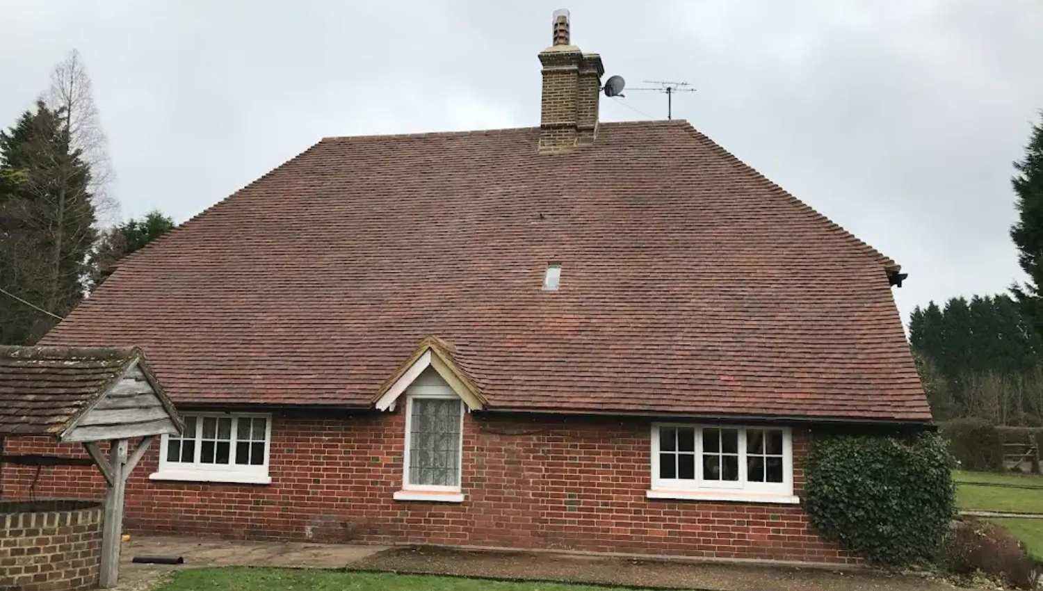 roof replacement heritage cottage
